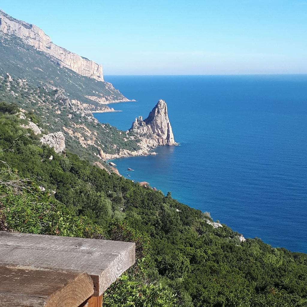 ESEL-TREKKING AUF SARDINIEN